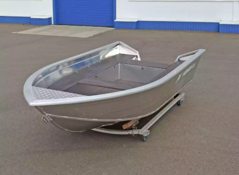 Алюминиевая лодка  Неман-420 в Хабаровске