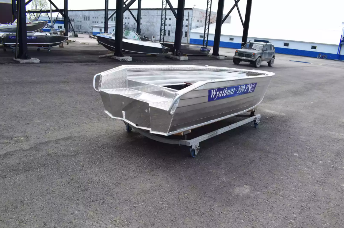 Алюминиевая лодка Wyatboat-390Р Увеличенный борт в Хабаровске