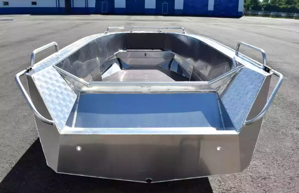 Алюминиевая лодка Wyatboat-490 P в Хабаровске