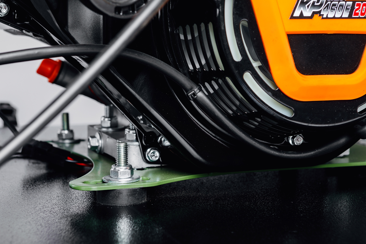 МОТОБУКСИРОВЩИК IKUDZO TERRAIN 1500/700 EKR20 в Хабаровске