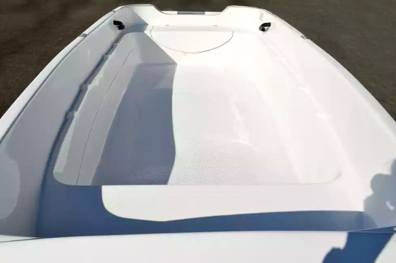 Стеклопластиковая лодка Пингвин (тримаран) в Хабаровске