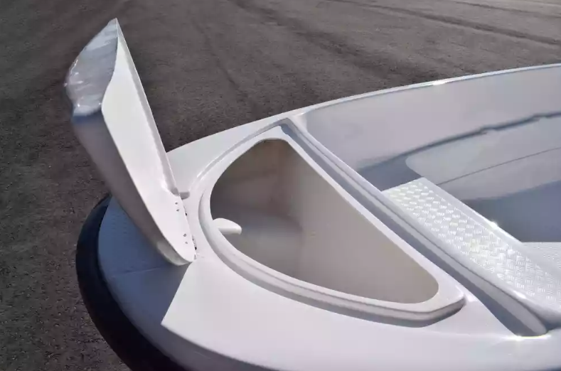 Стеклопластиковая лодка Пингвин (тримаран) в Хабаровске