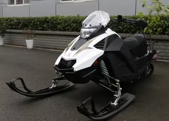 Снегоход ULAR 220 в Хабаровске