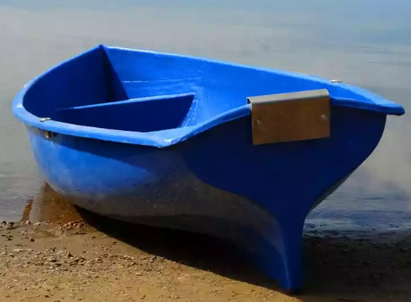 Стеклопластиковая лодка Омуль в Хабаровске