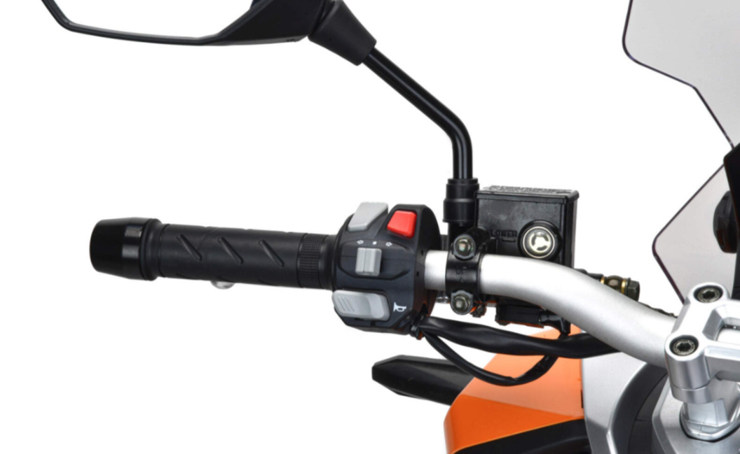 Скутер MOTOLAND (МОТОЛЕНД) T-MAX 150 в Хабаровске