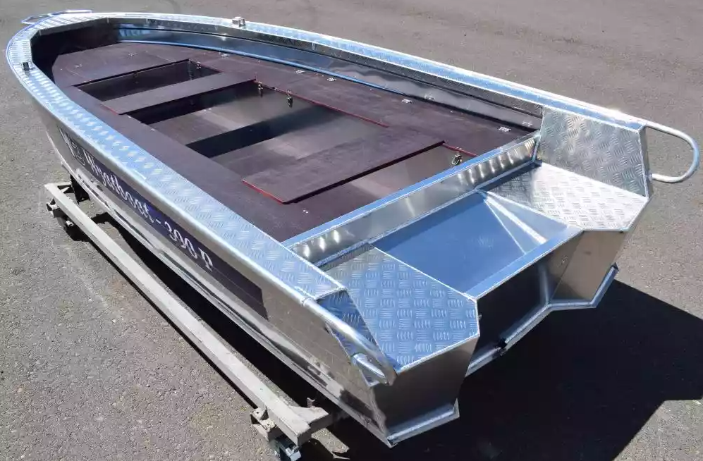 Алюминиевая лодка Wyatboat-390РМ в Хабаровске