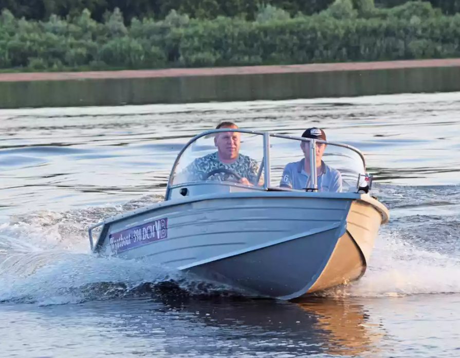 Алюминиевая лодка Wyatboat-390 DCM в Хабаровске
