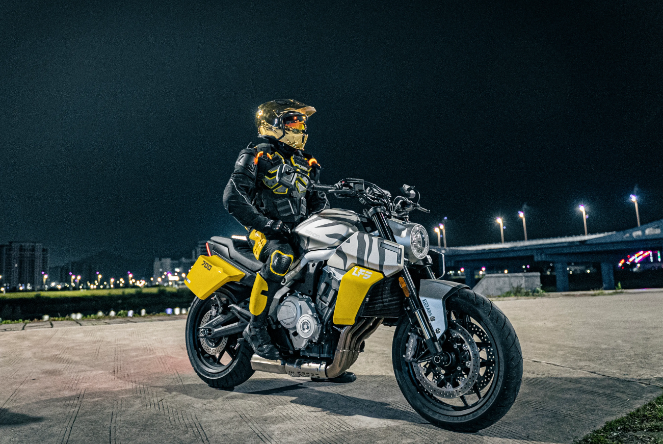 Мотоцикл Benda LFS 700 в Хабаровске