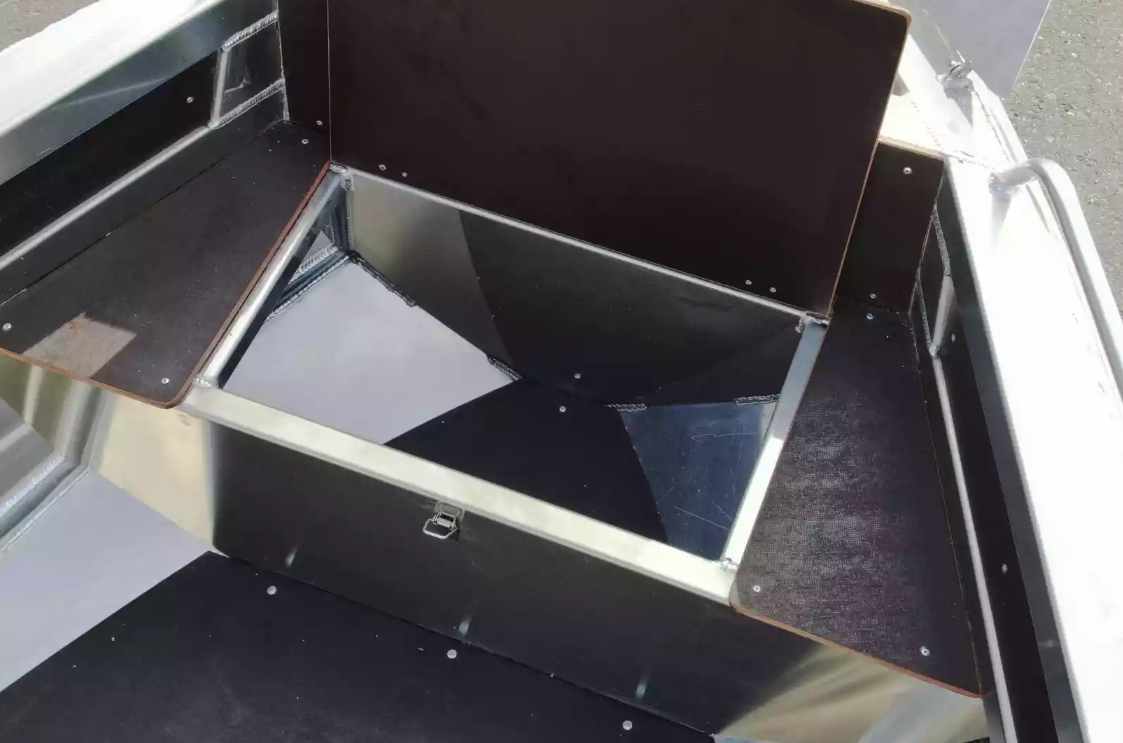 Алюминиевая лодка  Неман-480 Р в Хабаровске