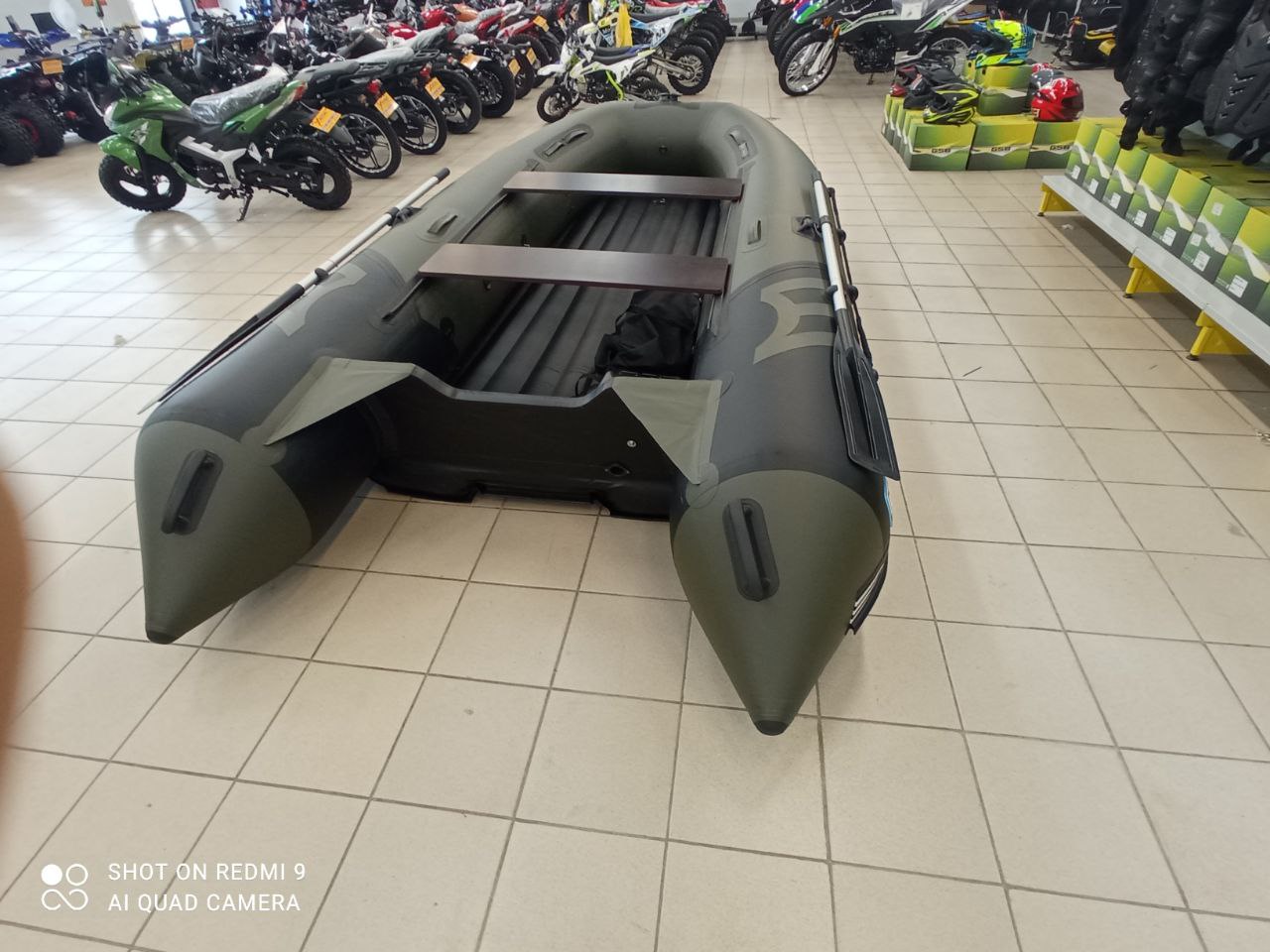 Лодка MISHIMO RIVER JET 410 под водомет в Хабаровске