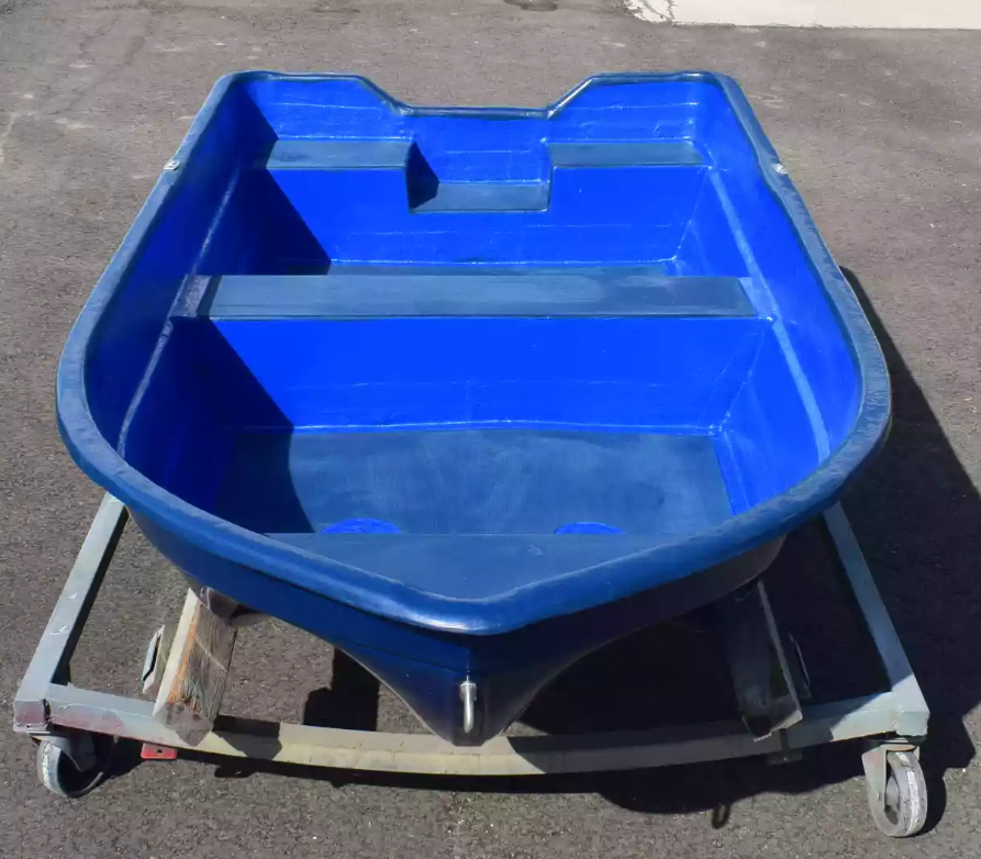 Стеклопластиковая лодка Neman-340 (тримаран) в Хабаровске