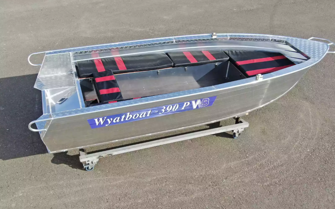 Алюминиевая лодка Wyatboat-390РМ увеличенный борт в Хабаровске