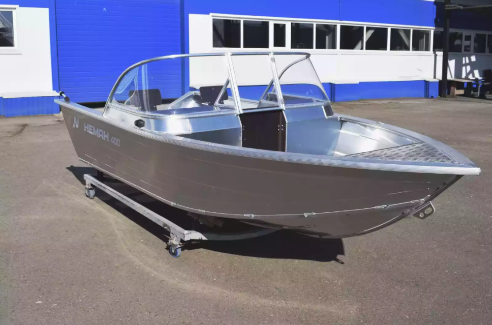 Алюминиевая лодка  Неман-400 DCM в Хабаровске
