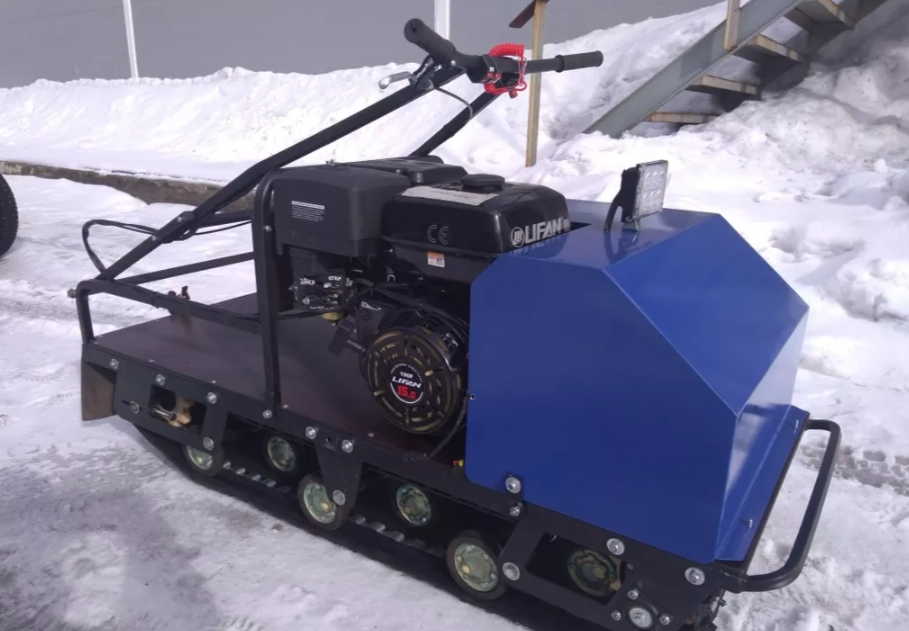 Мотобуксировщик AhtaR ЗИМА с реверсом (задний ход) в Хабаровске