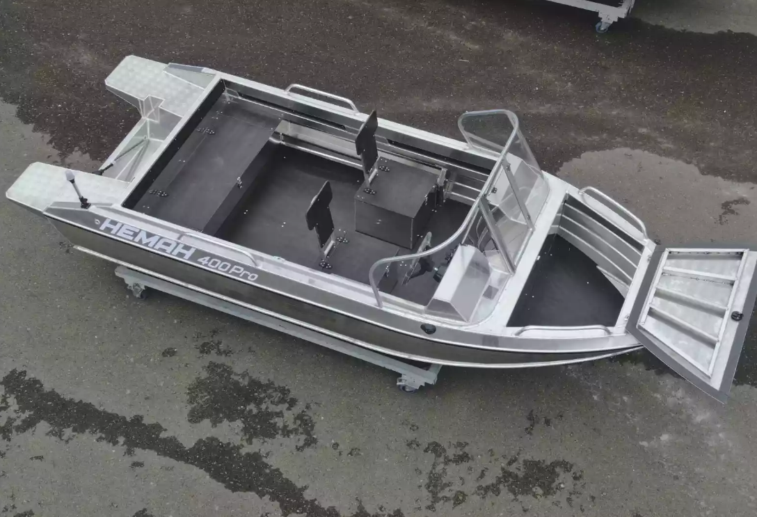 Алюминиевая лодка  Neman-400 PRO в Хабаровске