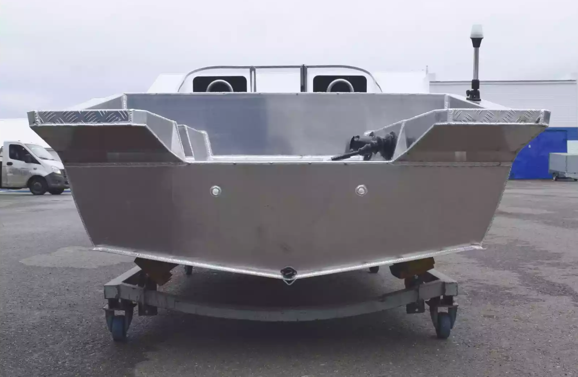 Алюминиевая лодка  Neman-400 PRO в Хабаровске
