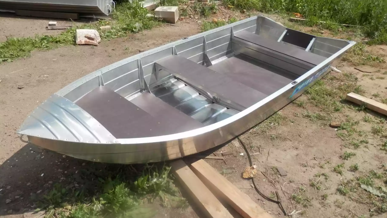 Алюминиевая лодка Вятка-Профи 32 в Хабаровске