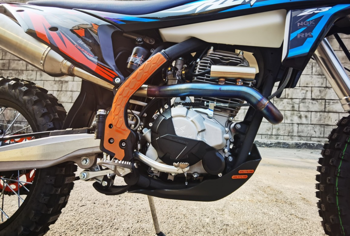 Мотоцикл JHLMOTO JHL Z3 CB250 (172FMM-3A) в Хабаровске