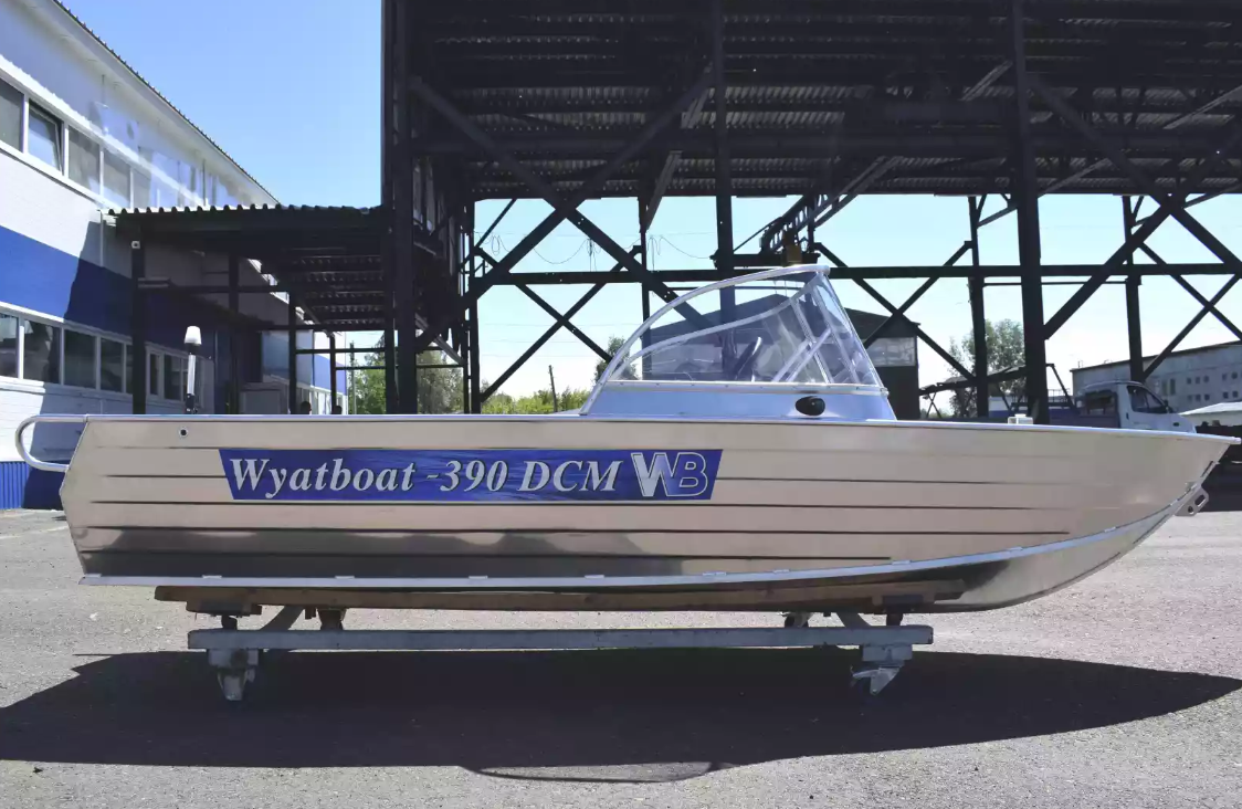 Алюминиевая лодка Wyatboat-390 DCM в Хабаровске