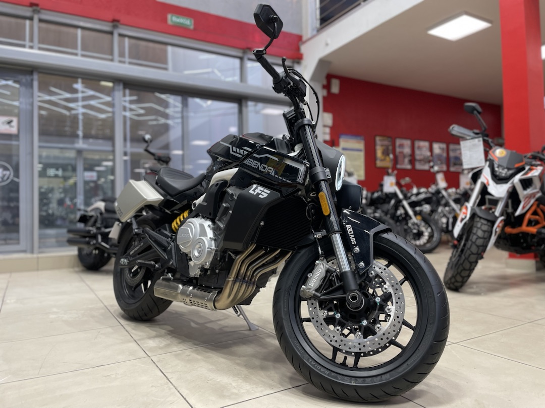 Мотоцикл Benda LFS 700 в Хабаровске