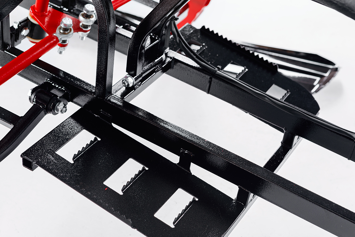 Лыжный модуль IKUDZO с подогревом ручек пластиковые лыжи в Хабаровске