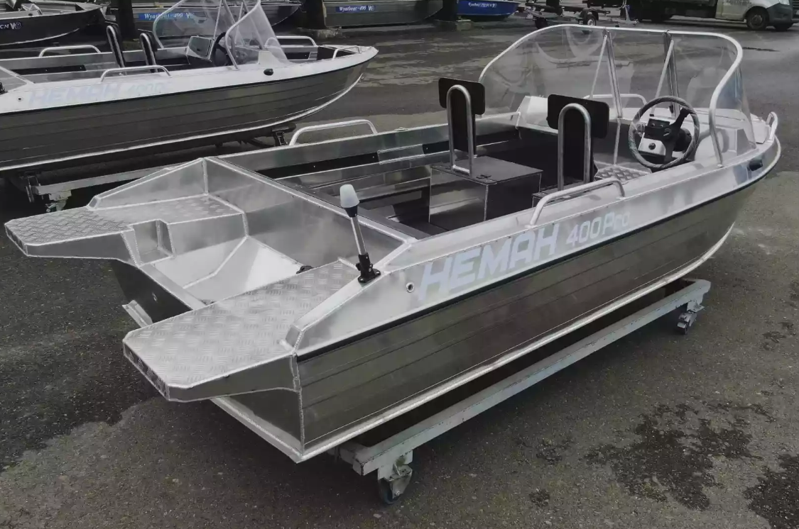 Алюминиевая лодка  Neman-400 PRO в Хабаровске