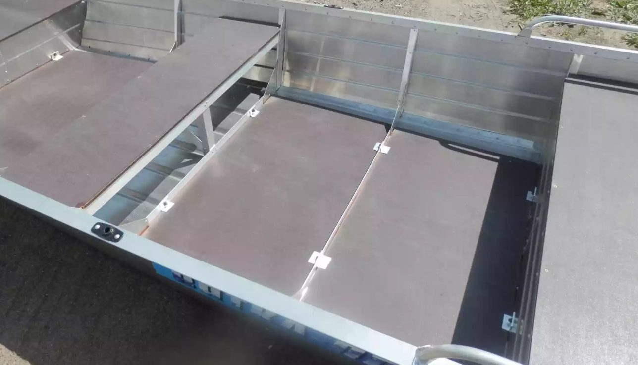 Алюминиевая лодка Вятка-Профи 32 в Хабаровске