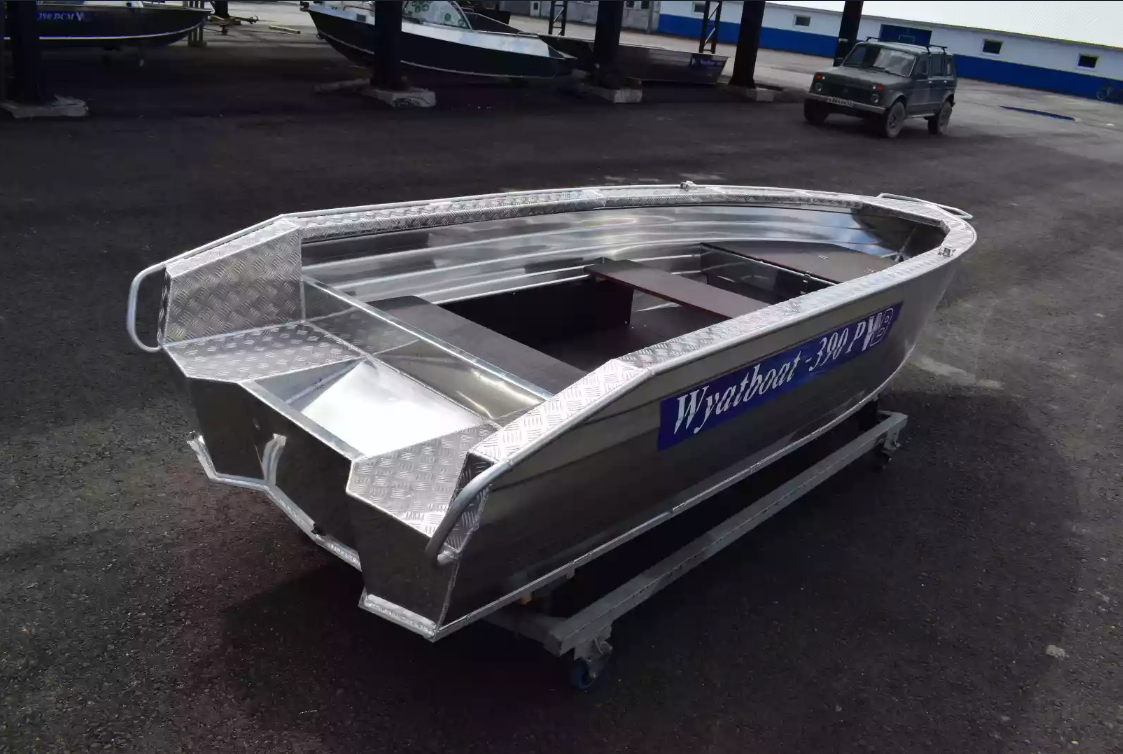 Алюминиевая лодка Wyatboat-390Р Увеличенный борт в Хабаровске