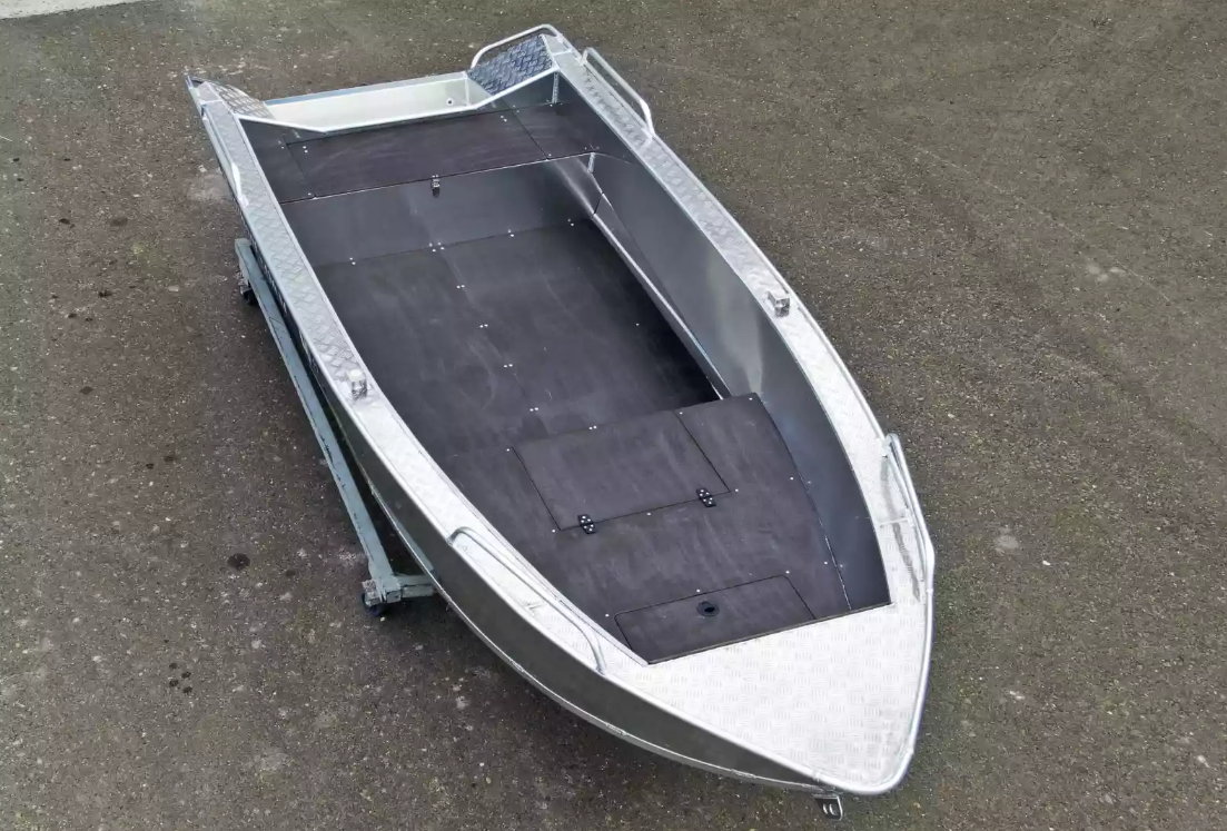 Алюминиевая лодка  Wyatboat-430М FISH в Хабаровске