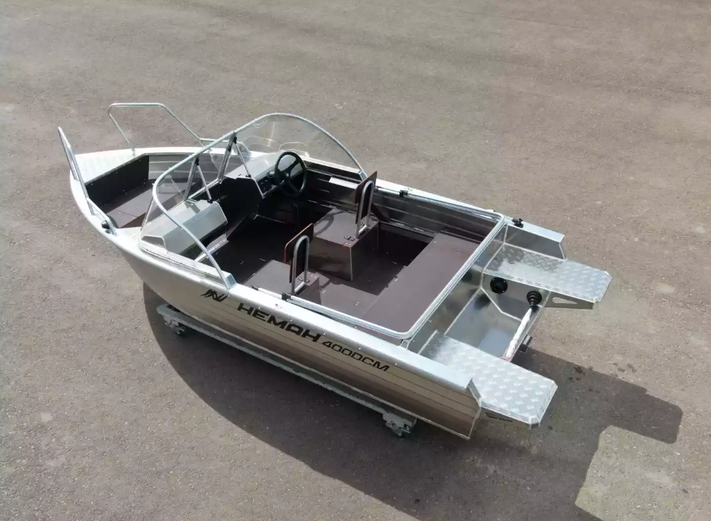 Алюминиевая лодка  Неман-400 DCM NEW в Хабаровске