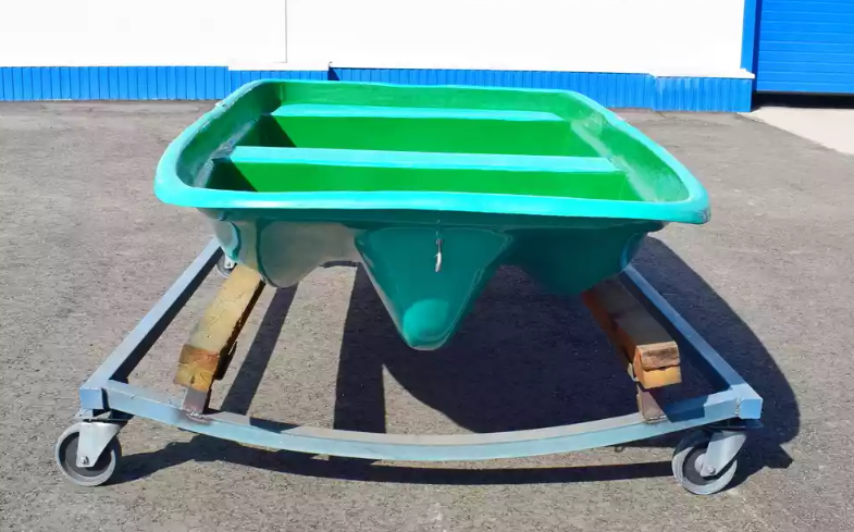 Стеклопластиковая лодка Старт (тримаран) в Хабаровске