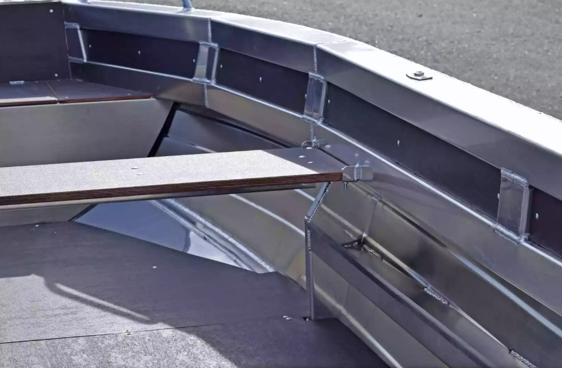 Алюминиевая лодка  Неман-480 Р в Хабаровске