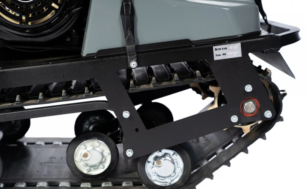 Мотобуксировщик БУРЛАК-M2 LFK 9 л.с. (передний привод, катки) в Хабаровске