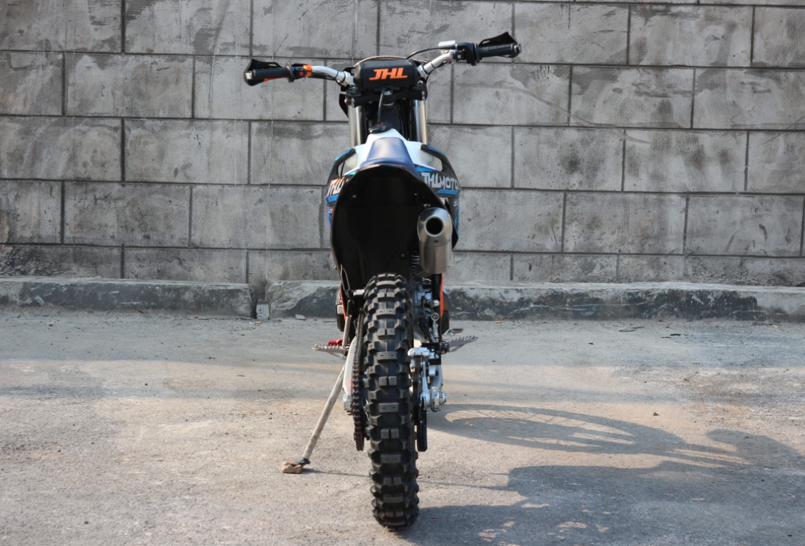 Мотоцикл JHLMOTO JHL Z3 CB250 (172FMM-3A) в Хабаровске