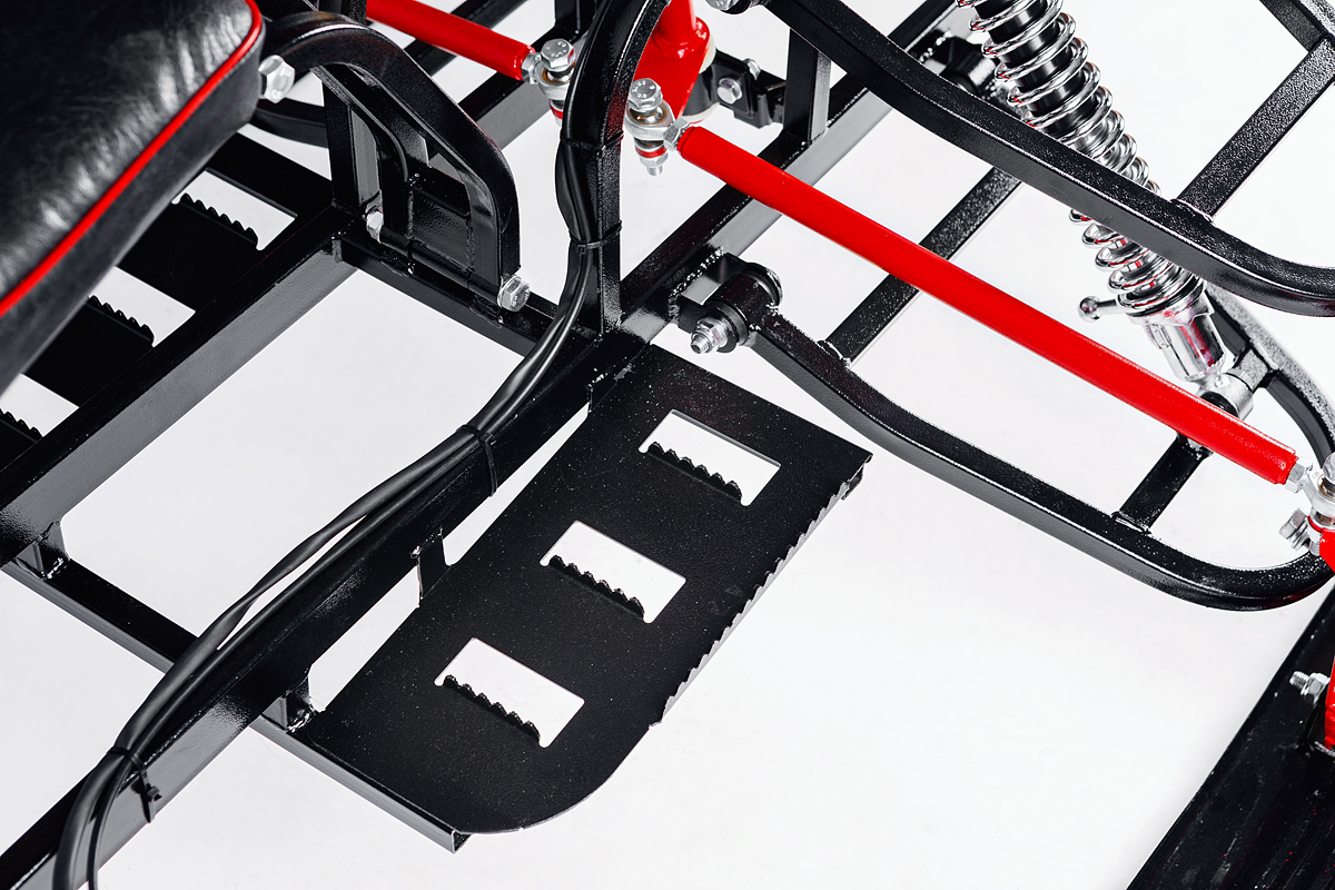 Лыжный модуль IKUDZO с подогревом ручек пластиковые лыжи в Хабаровске