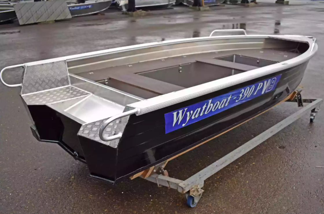 Алюминиевая лодка Wyatboat-390РМ в Хабаровске