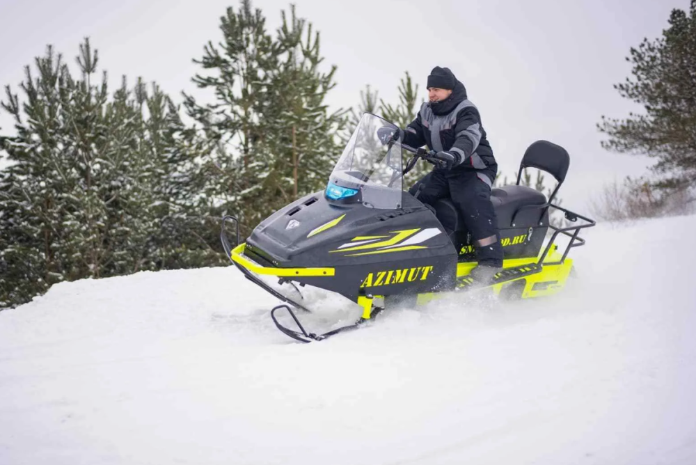 Миниснегоход Бурлак Азимут 24 л.с. , эл.запуск, реверс, тормоз гидравл, капот черный в Хабаровске