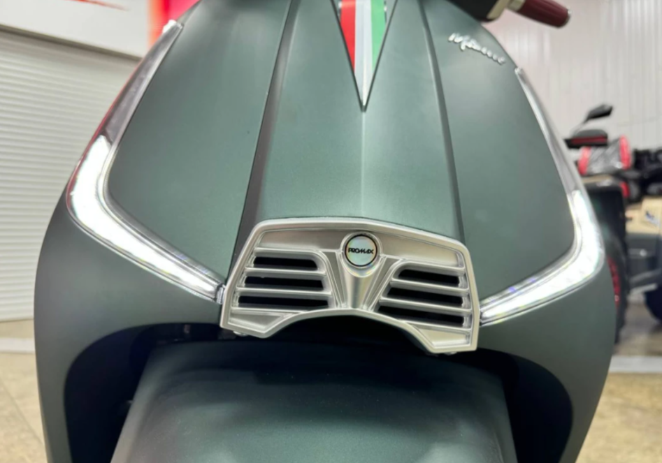 Скутер PROMAX Miami 240 (49) в Хабаровске