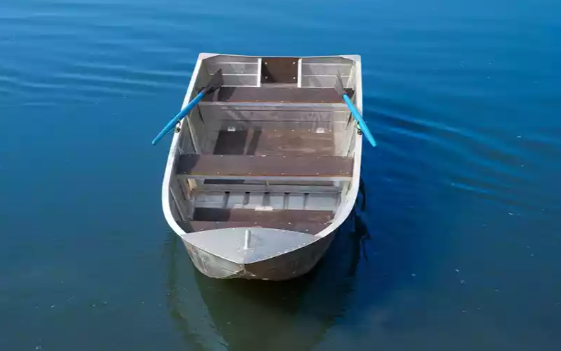 Алюминиевая лодка Вятка-Профи 37 в Хабаровске