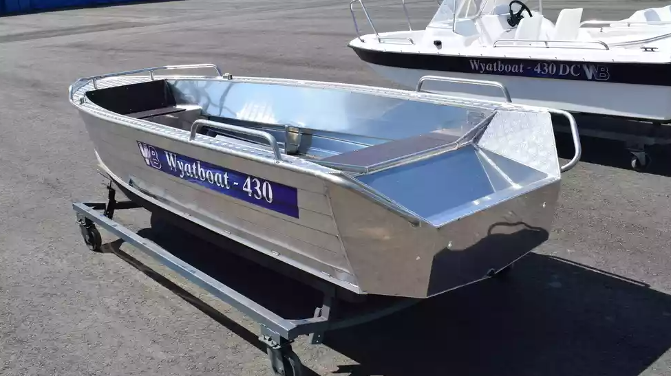 Алюминиевая лодка  Wyatboat-430М в Хабаровске