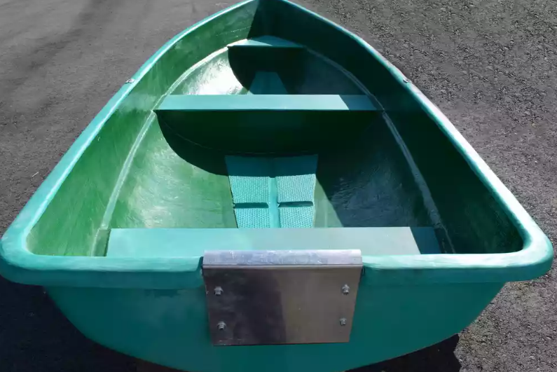 Стеклопластиковая Лодка Голавль в Хабаровске