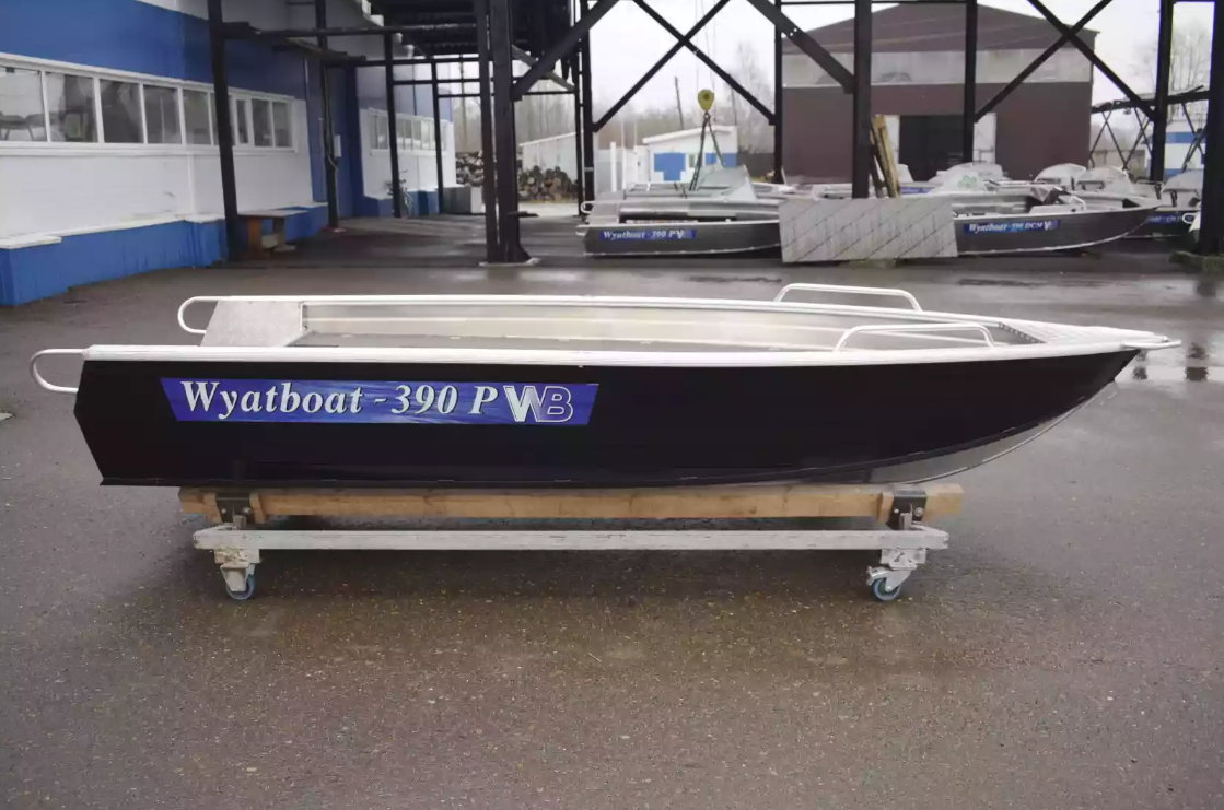 Алюминиевая лодка Wyatboat-390РМ в Хабаровске