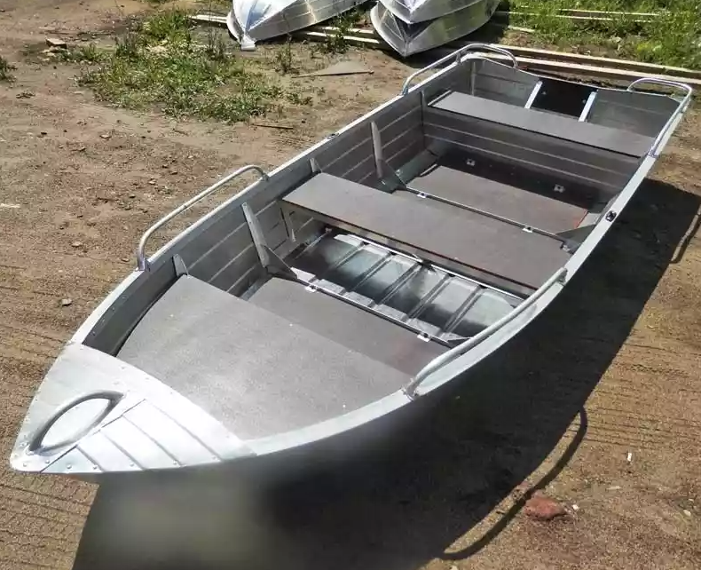 Алюминиевая лодка Вятка-Профи 37 в Хабаровске
