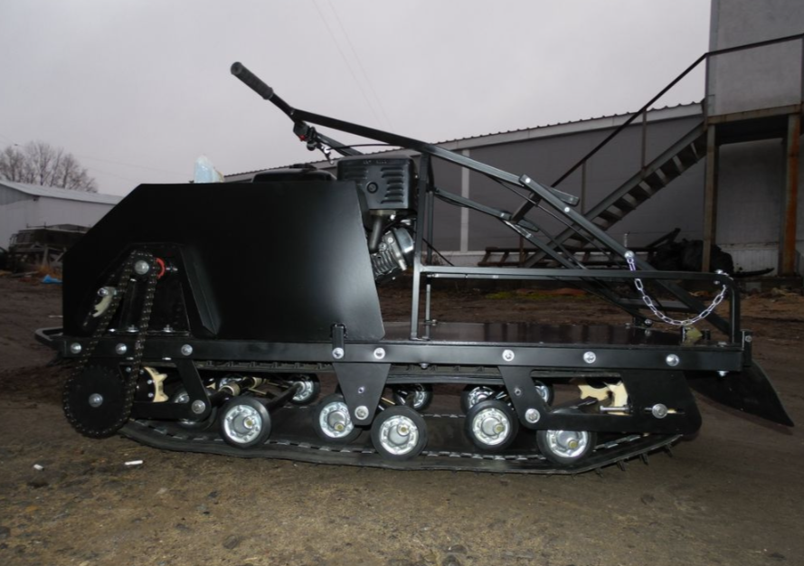 Мотобуксировщик AhtaR Зима 15 л/с с вариатором в Хабаровске