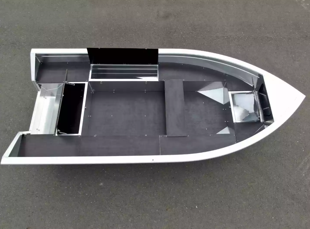 Алюминиевая лодка  Неман-420 в Хабаровске