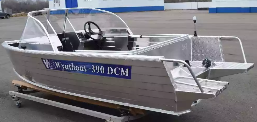 Алюминиевая лодка Wyatboat-390 DCM Увеличенный борт в Хабаровске