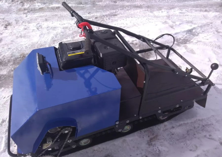 Мотобуксировщик AhtaR ЗИМА с реверсом (задний ход) в Хабаровске