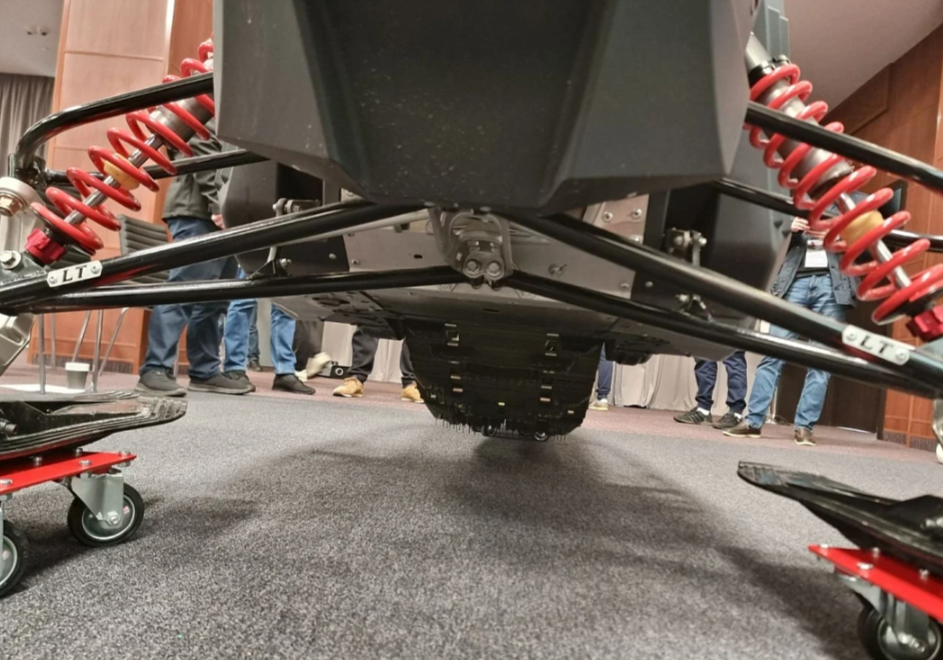 Снегоход AODES Siberiacross 1000 SWT 600mm LCD 6.8 в Хабаровске