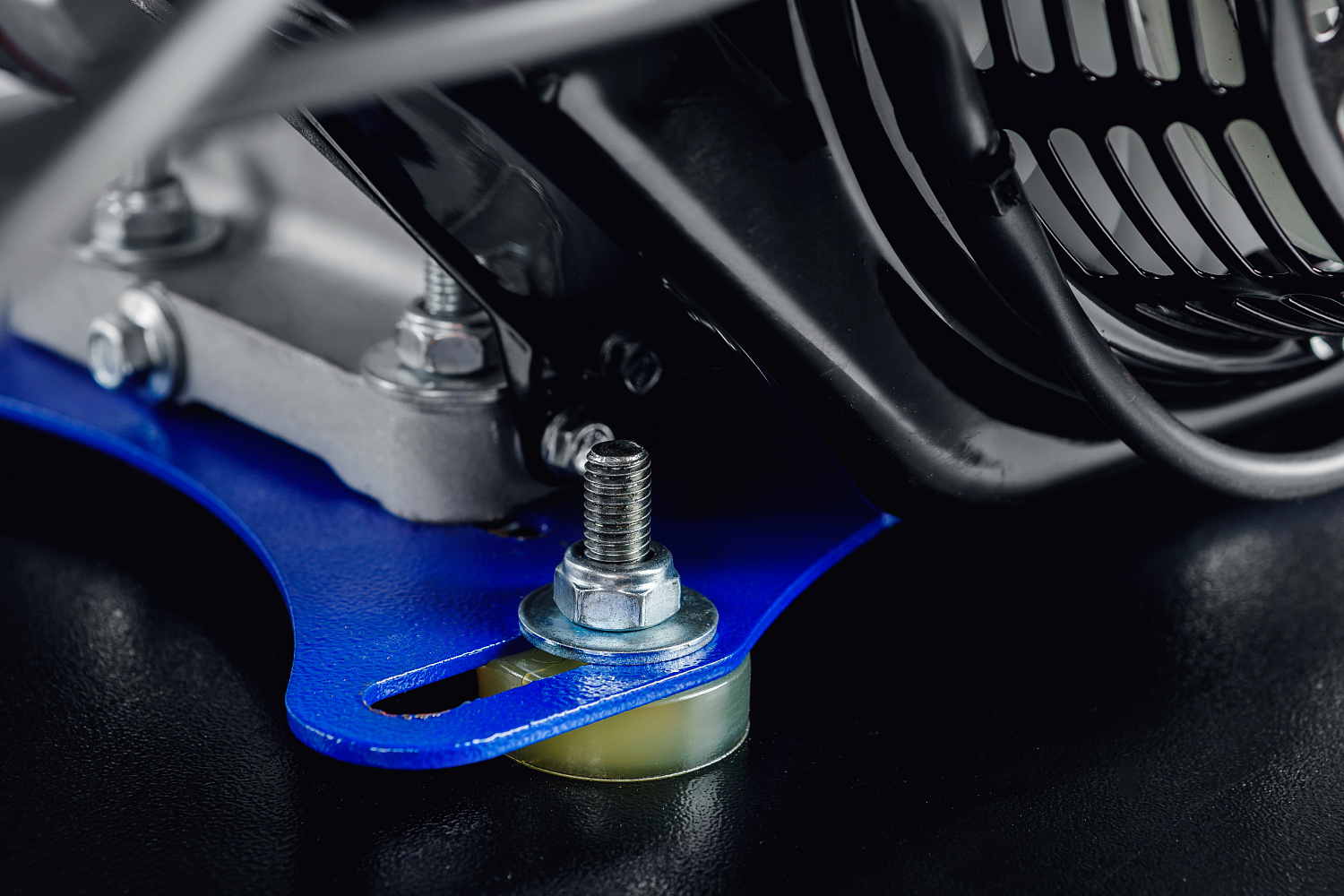 МОТОБУКСИРОВЩИК IKUDZO LONG 2.0 1700/500 EKR19 в Хабаровске