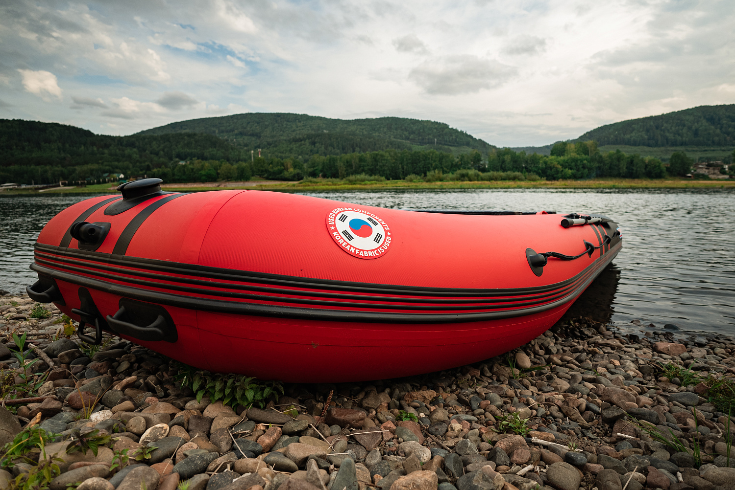 Лодка MISHIMO RIVER FJET PRO 430  под водомет в Хабаровске